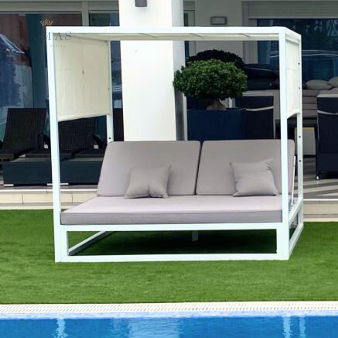 Exclusive Cabana.