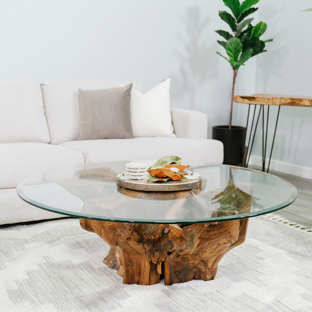 Mesa baja de raíz de teca