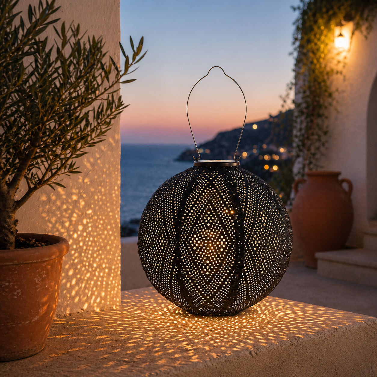 Round Lantern